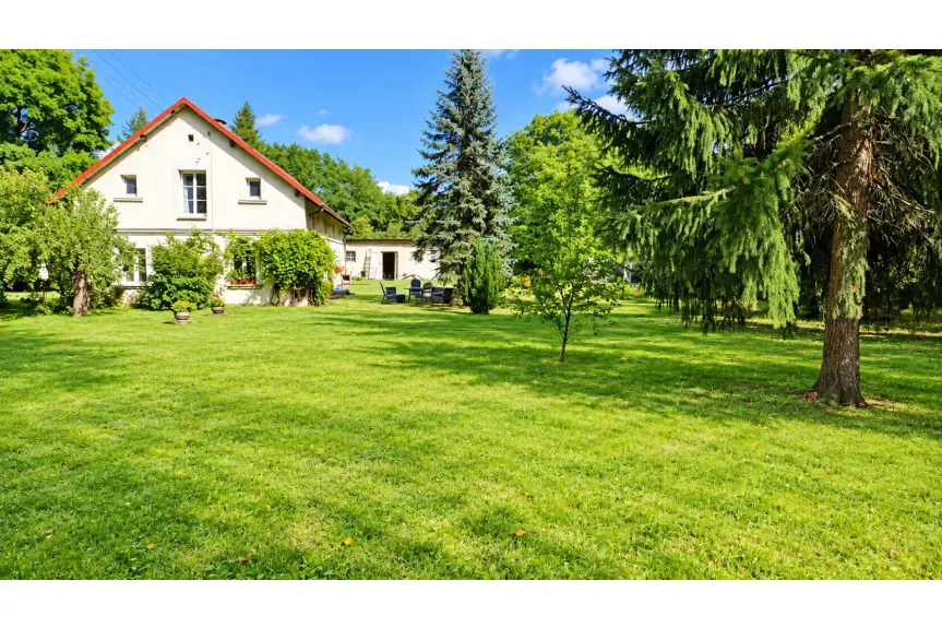 kołobrzeski, Siemyśl, Kędrzyno, Siedlisko - dom plus teren 1,1020 ha . Kedrzyno gmina Siemyśl